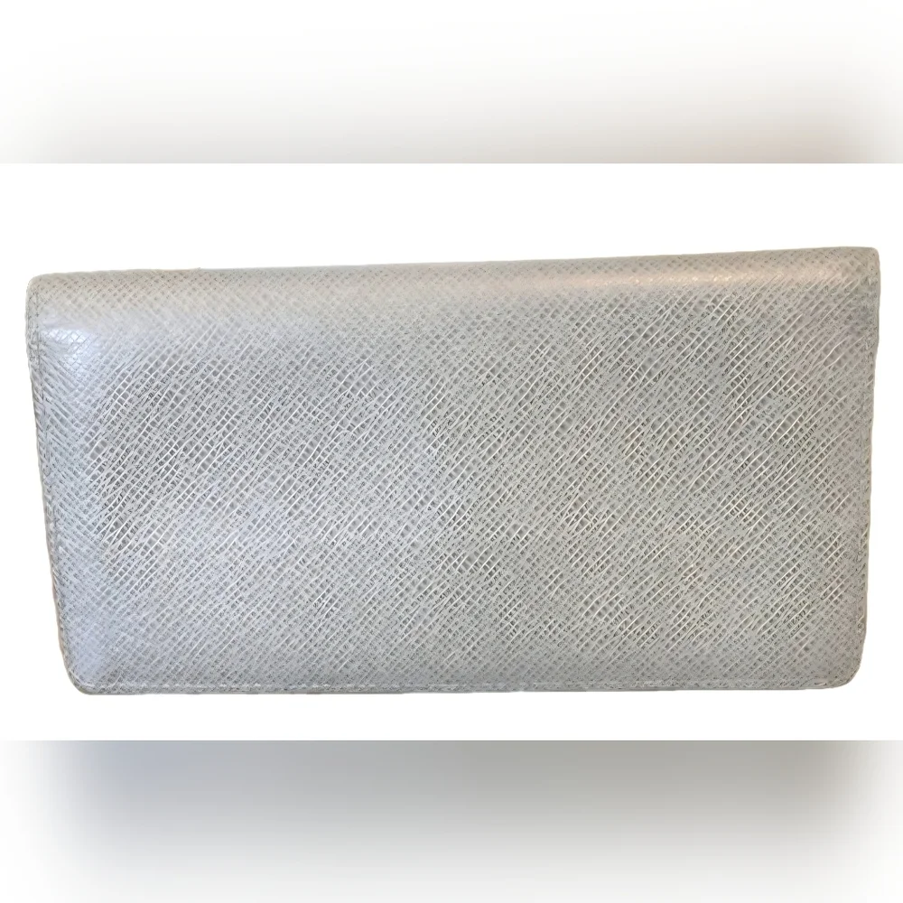 RARE LOUIS VUITTON Grey Taiga Brazza (Unisex) Bifold Long Wallet (EUC)